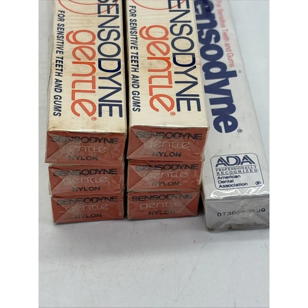 7- Vintage Sensodyne Gentle Toothbrush Sensitive Teeth/Gums Made In USA